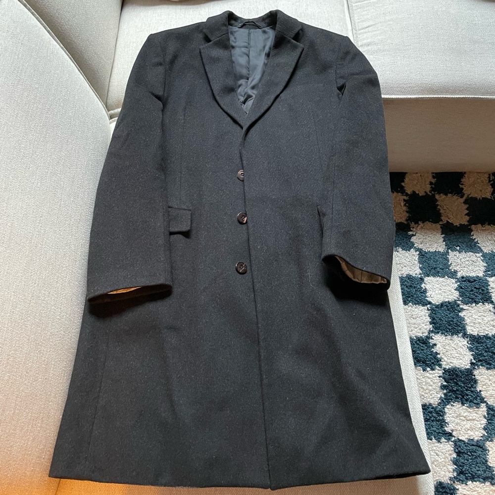 J.Lindeberg wool overcoat in gray w/ black quilted lining